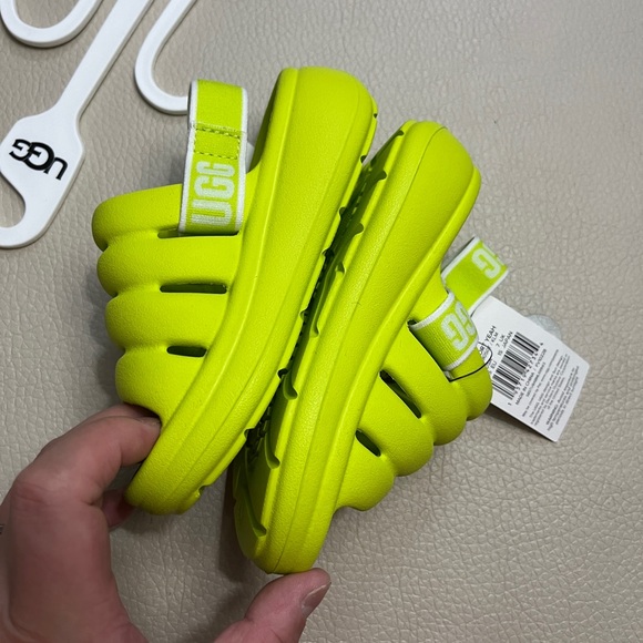 NWT - UGG Kids’ Sport Yeah Slide - US 8 / EU 25 - Picture 4 of 8